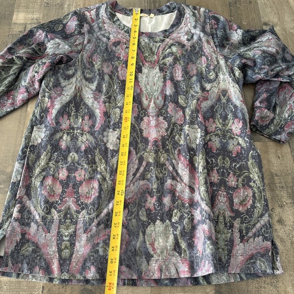 Soft Surroundings Womens Tunic Top Size 1X Dark Floral has pockets long sleeve - Picture 9 of 11